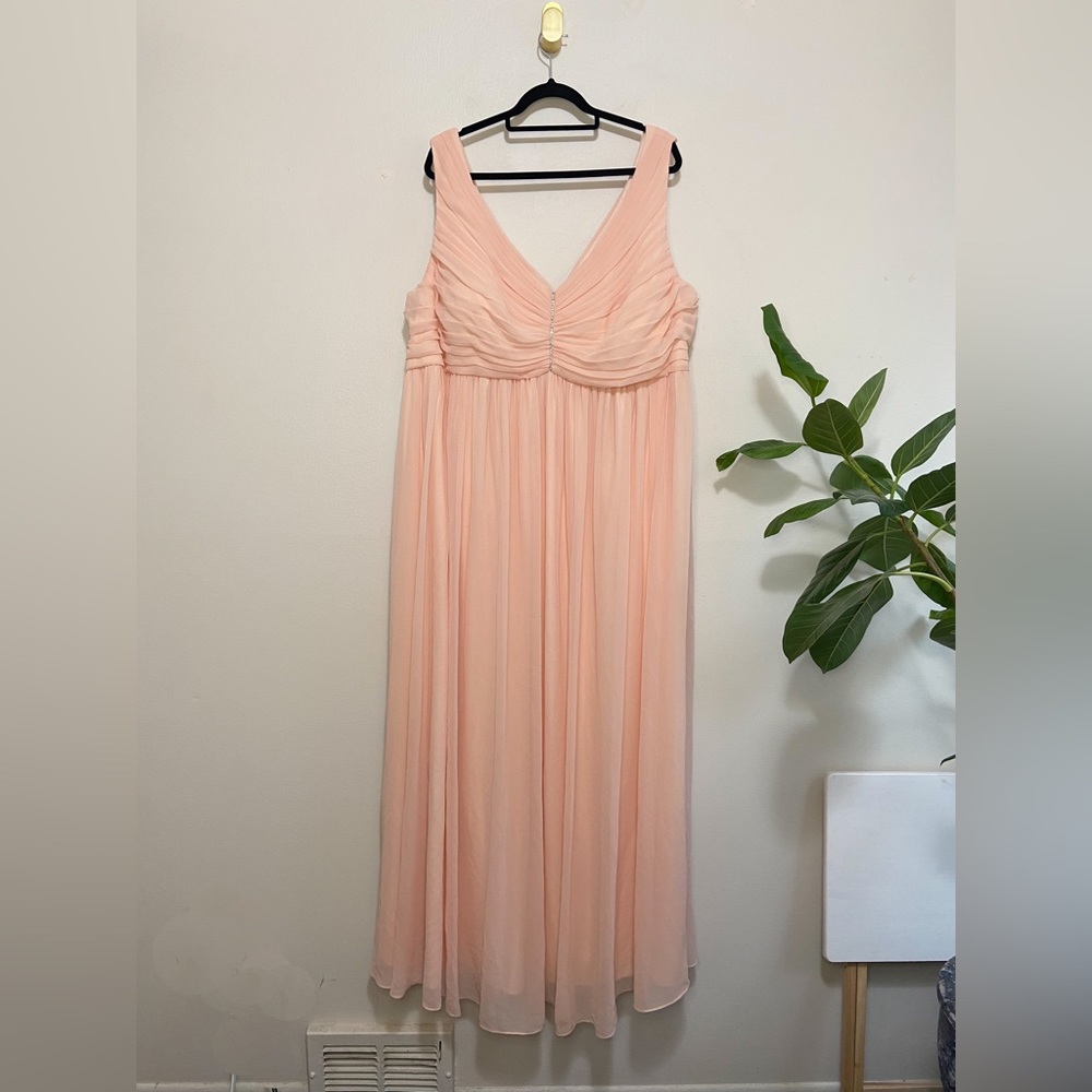 Azazie NWT Madison Light Blush Pearl Pink Chiffon Sleeveless Bridesmaids Gown